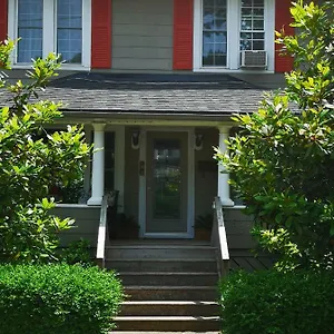 Your Oasis In Canada Apartment